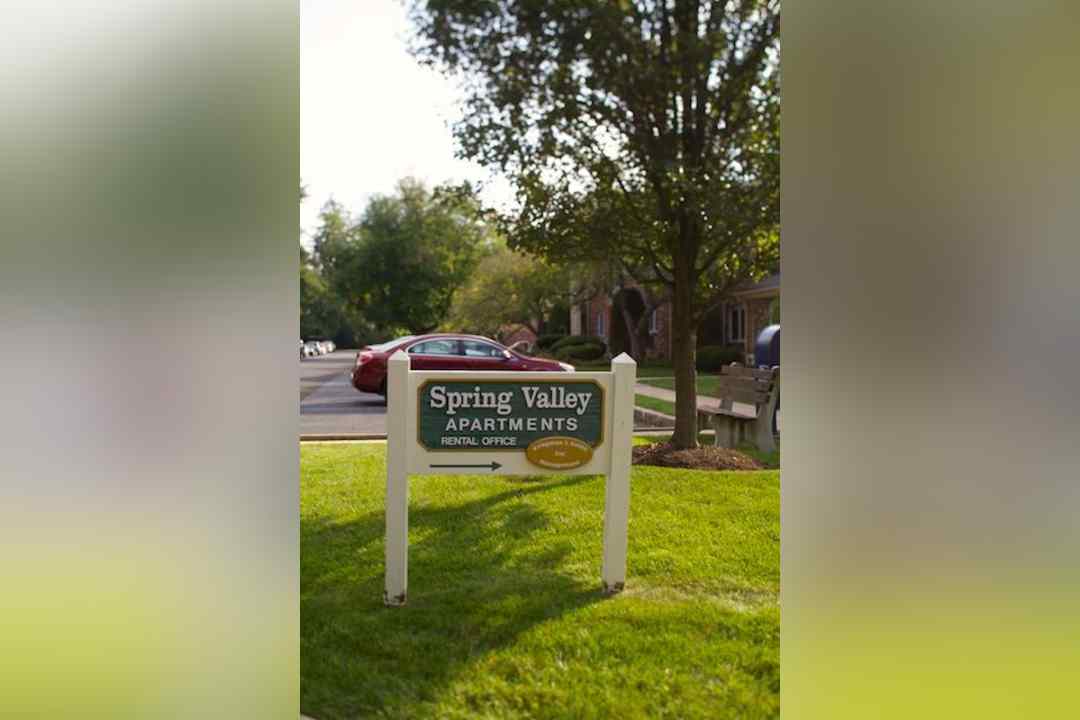 Spring Valley 1601 James St Sinking Spring Pa Apartments For Rent Rent Com