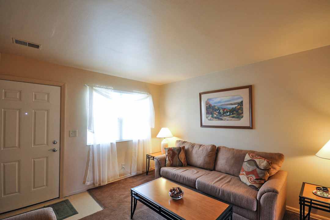 The Villages At Roll Hill 3710 President Dr Cincinnati Oh Apartments For Rent Rent Com