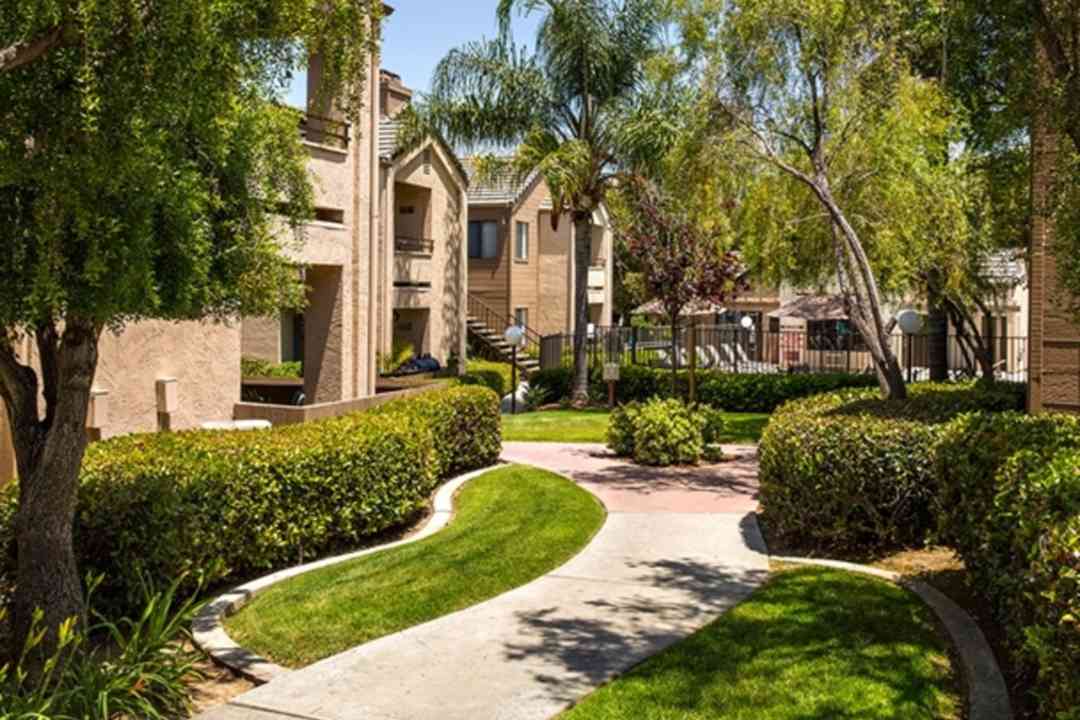 Fanita Meadows 9055 Prospect Ave Santee Ca Apartments For Rent Rent Com