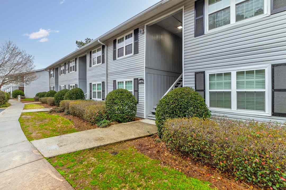 Castaways Hidden Harbor 501 Leisure Lake Dr Warner Robins Ga Apartments For Rent Rent Com