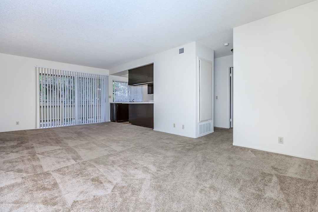 the timbers apartment homes 301 w vineyard ave oxnard ca apartments for rent rent com
