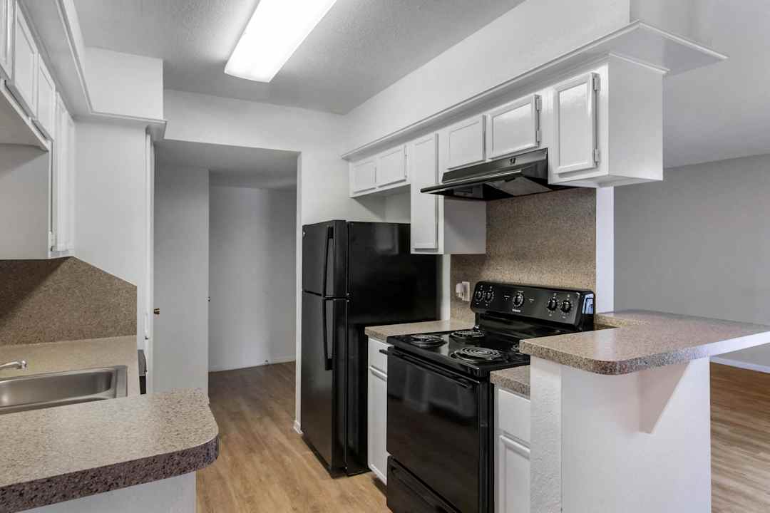Sage Hollow Apartments 10700 Fuqua St Houston Tx Apartments For Rent Rent Com