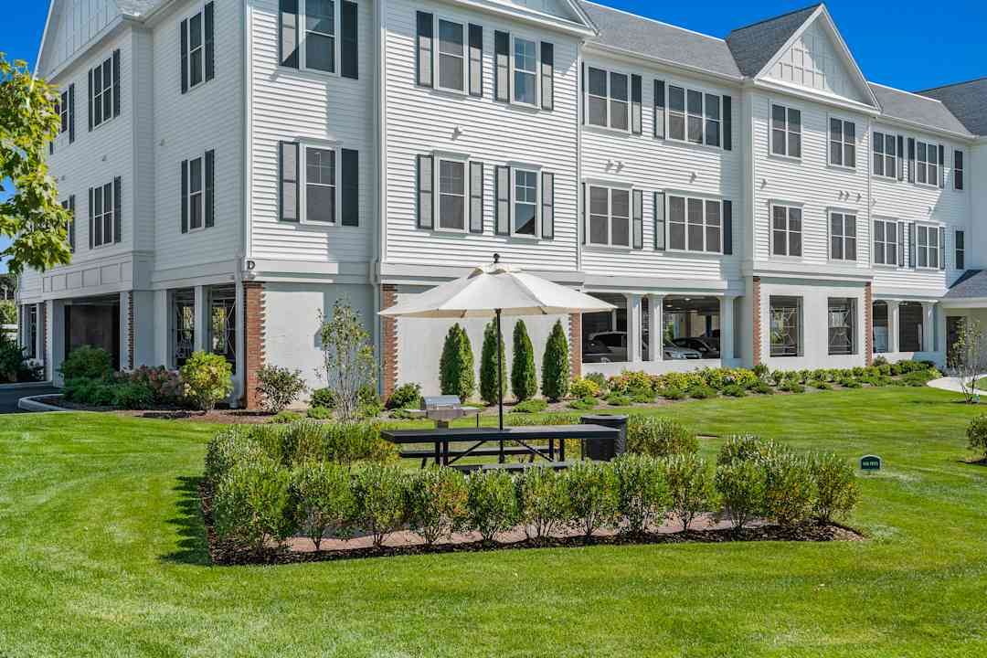 Star Deluxe Apartments 92 Plains Road Milford Ct Apartments For Rent Rent Com