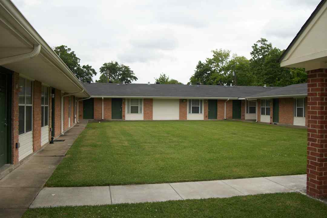 Villages Of Lake Charles Apartments - Lake Charles La 70601