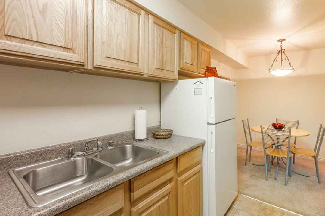 Aspenleaf Apartments 3501 Stover St Fort Collins Co Apartments For Rent Rent Com