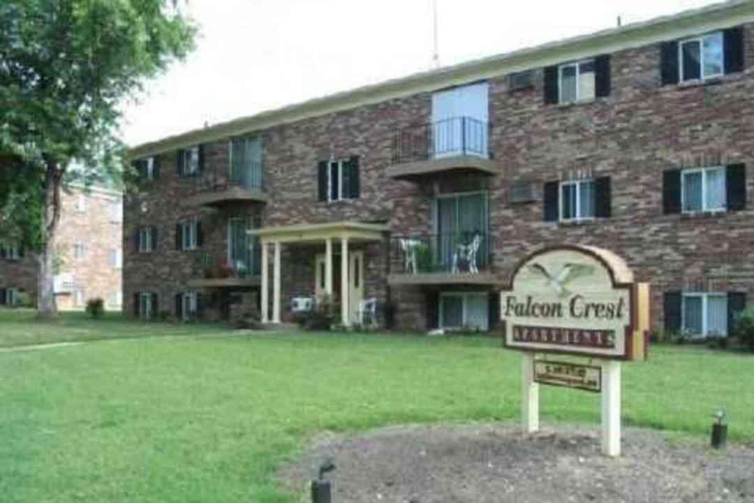 Falcon Crest Apartments - Milford Oh 45150