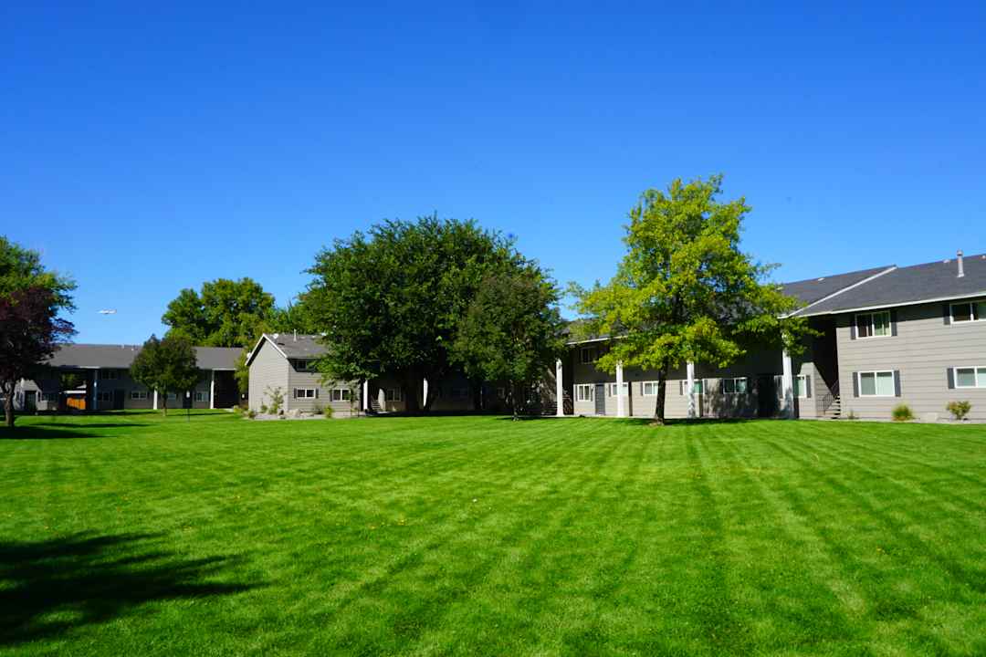 Lincoln Garden Apartments - Sparks Nv 89431