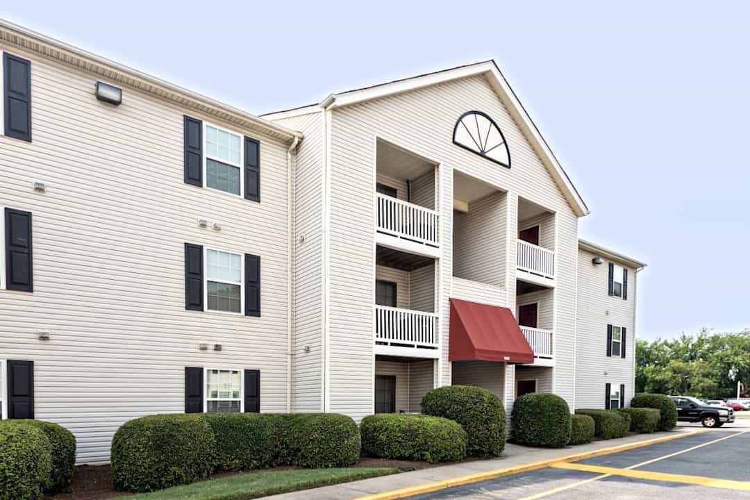 hampton creek apartments norfolk va 23505