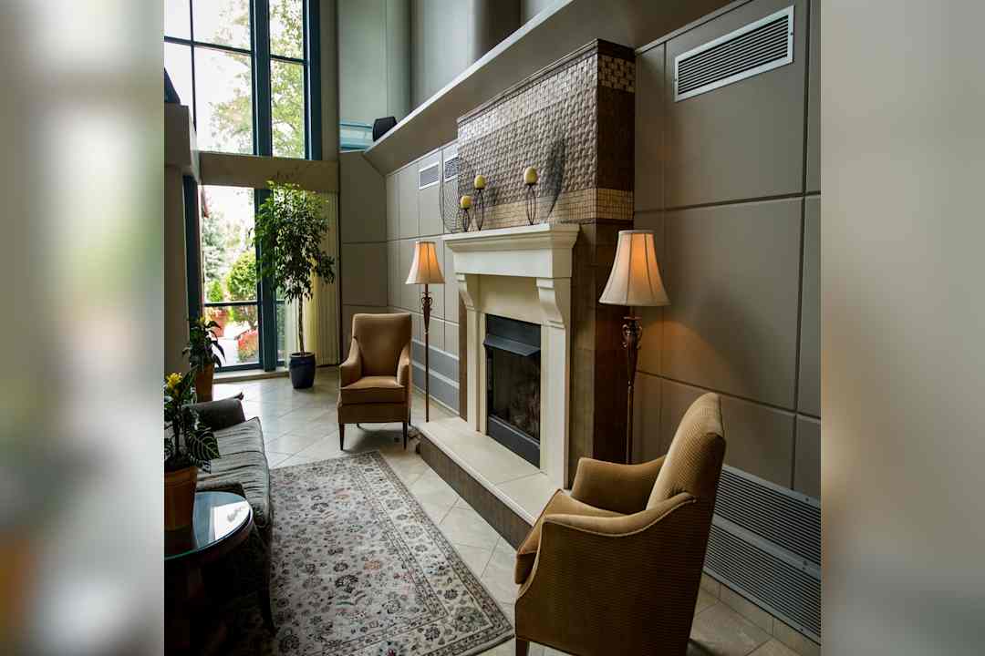 Atrium Apartments 26300 Village Ln Beachwood Oh Apartments For Rent Rent Com