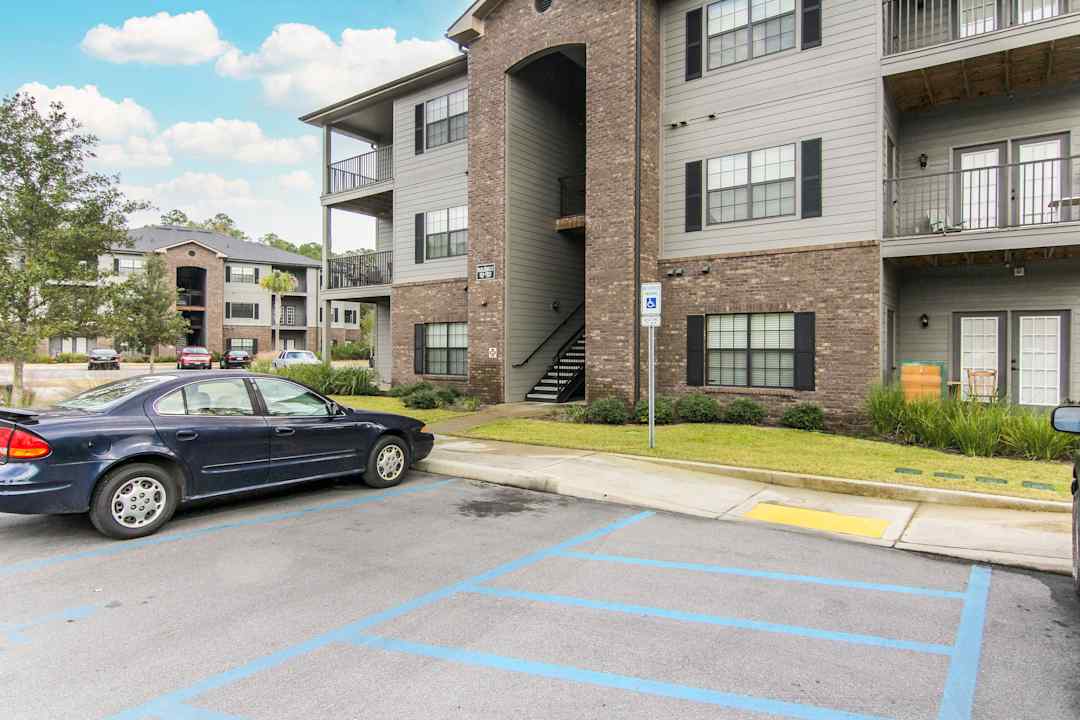 Arbours At Shoemaker Place Apartments 214 Shoemaker Dr Defuniak Springs Fl Apartments For Rent Rent Com