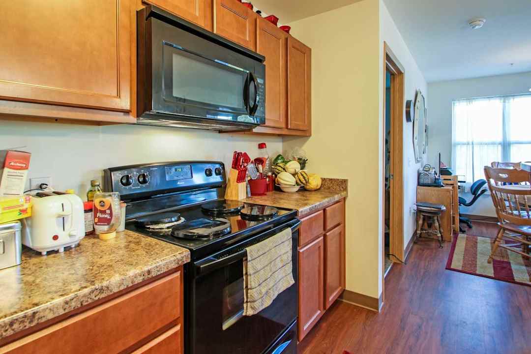 Fox Crossing Apartments - Burlington Wi 53105