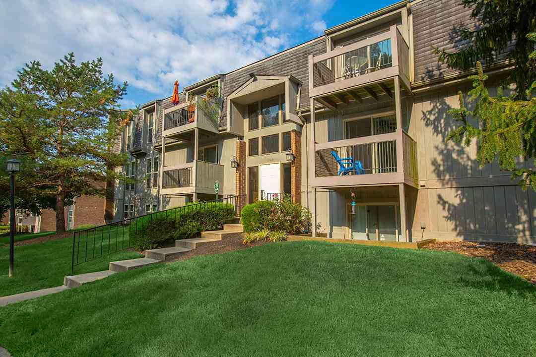 98 Modern Arrowhead apartments in loveland 