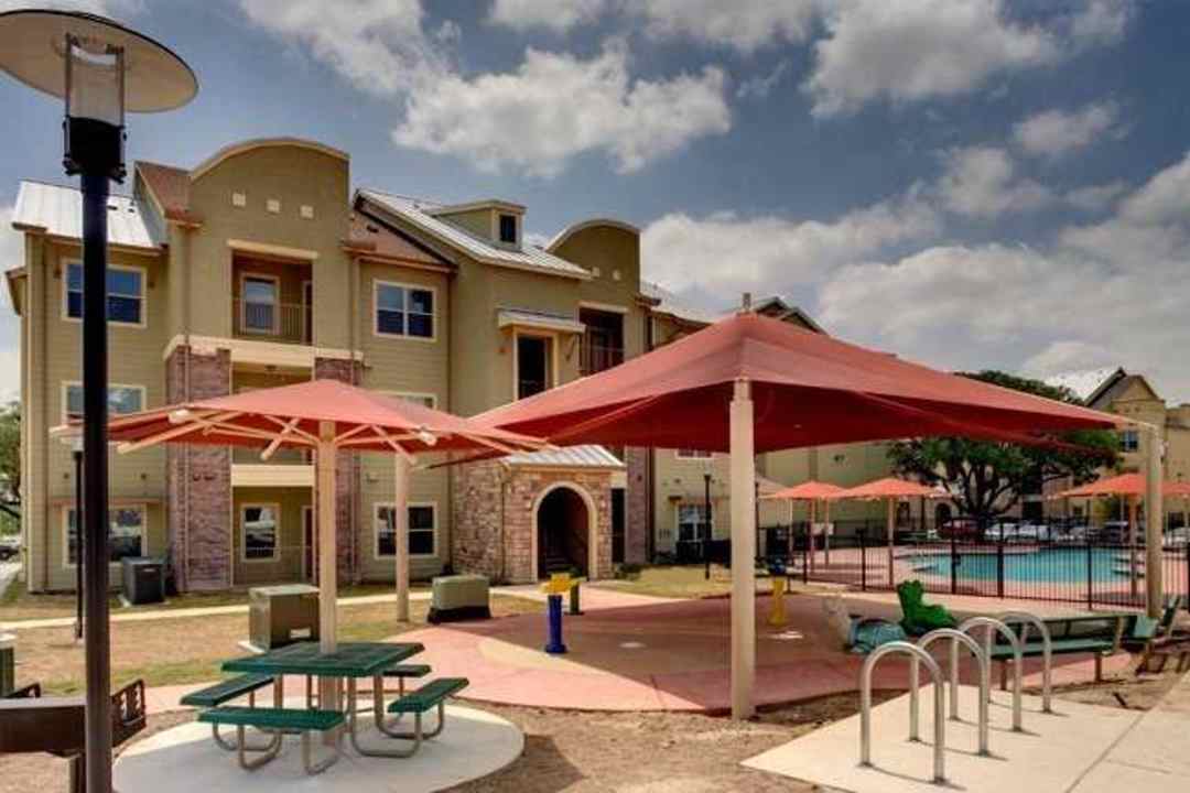 the park at sutton oaks apartments san antonio tx 78208