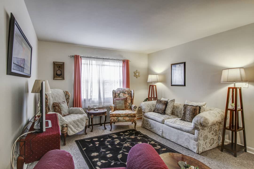 Washington and Lee Apartments - 2200 2nd St N | Arlington, VA Apartments  for Rent | Rent.