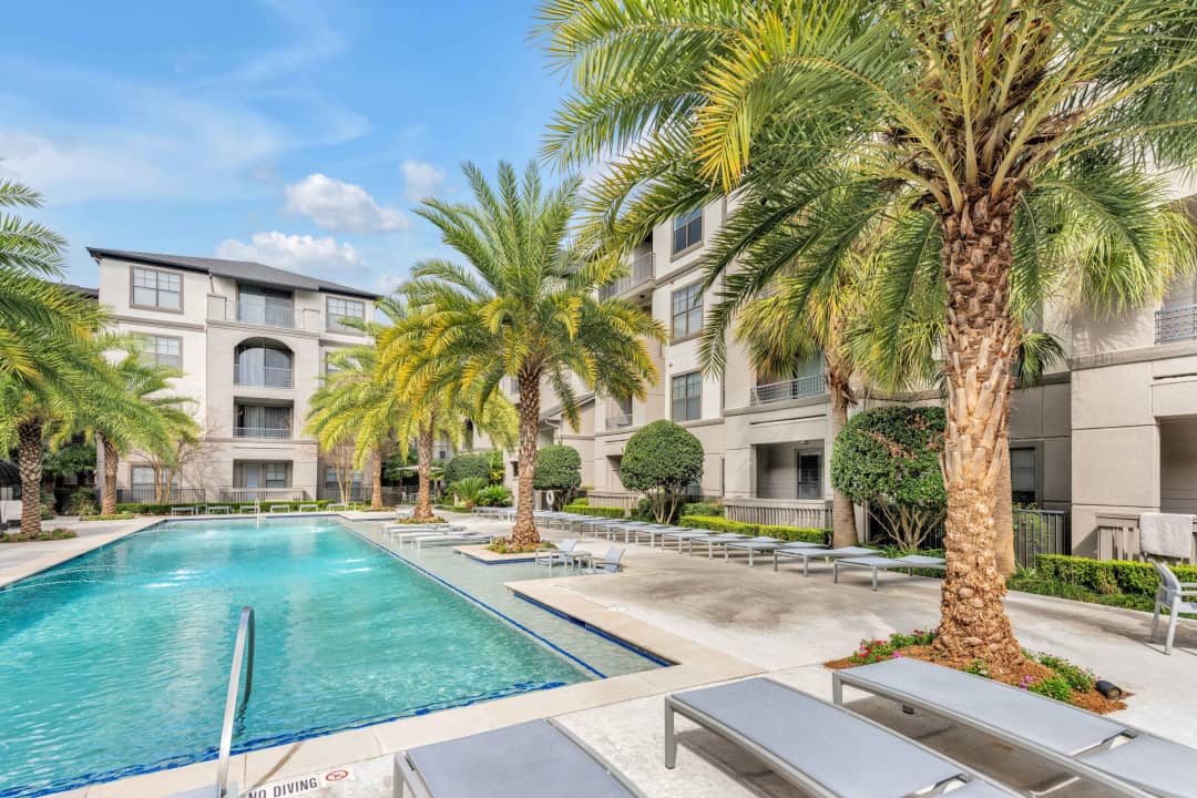 Portico Kirby - 7550 Kirby Dr | Houston, TX Apartments for Rent | Rent.