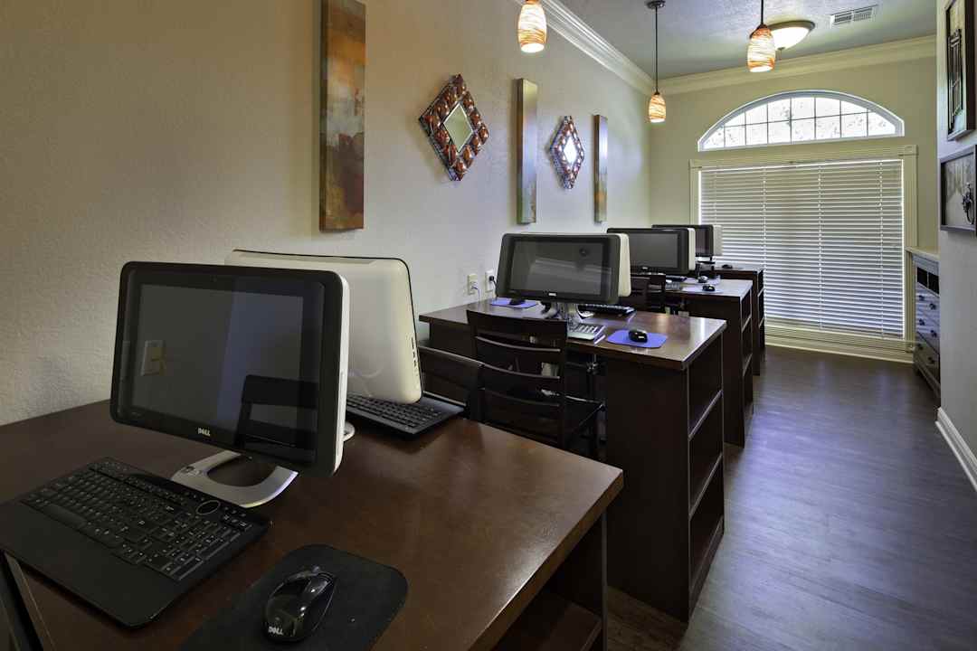 4 Bed 2 Bath
