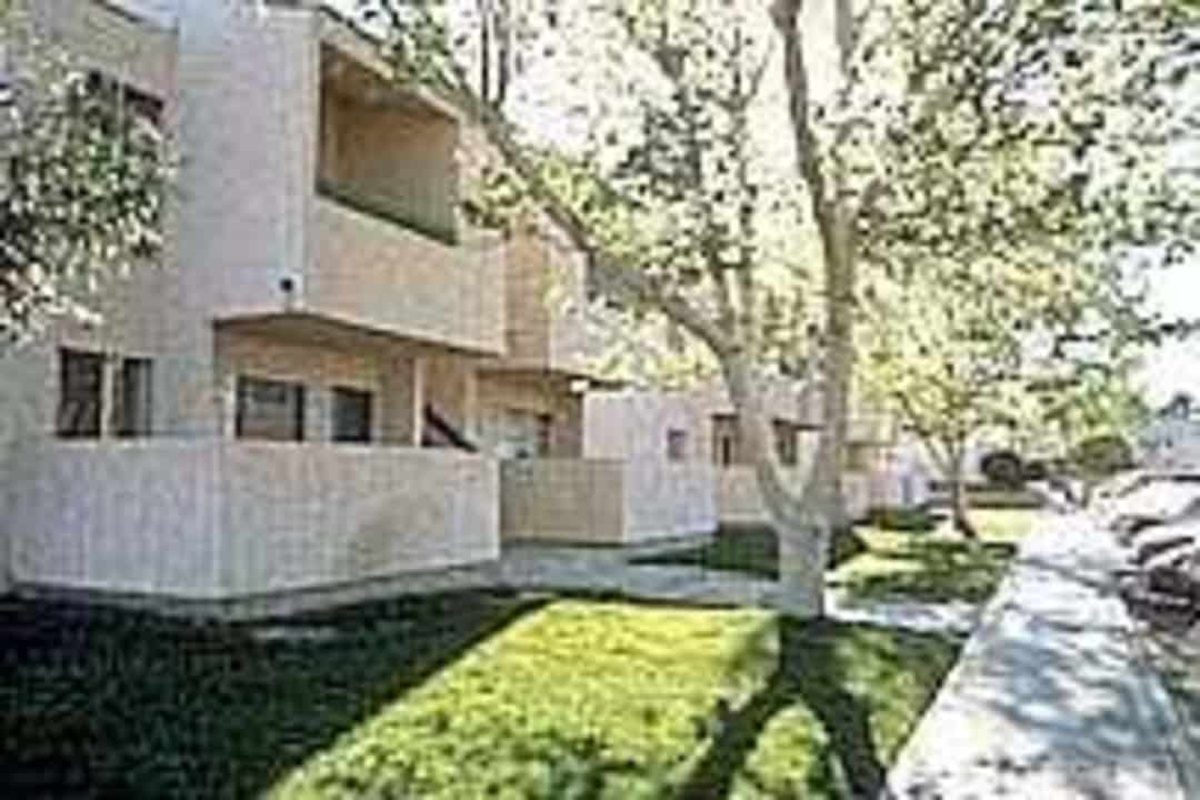 woodcreek apartments las vegas nv 89102
