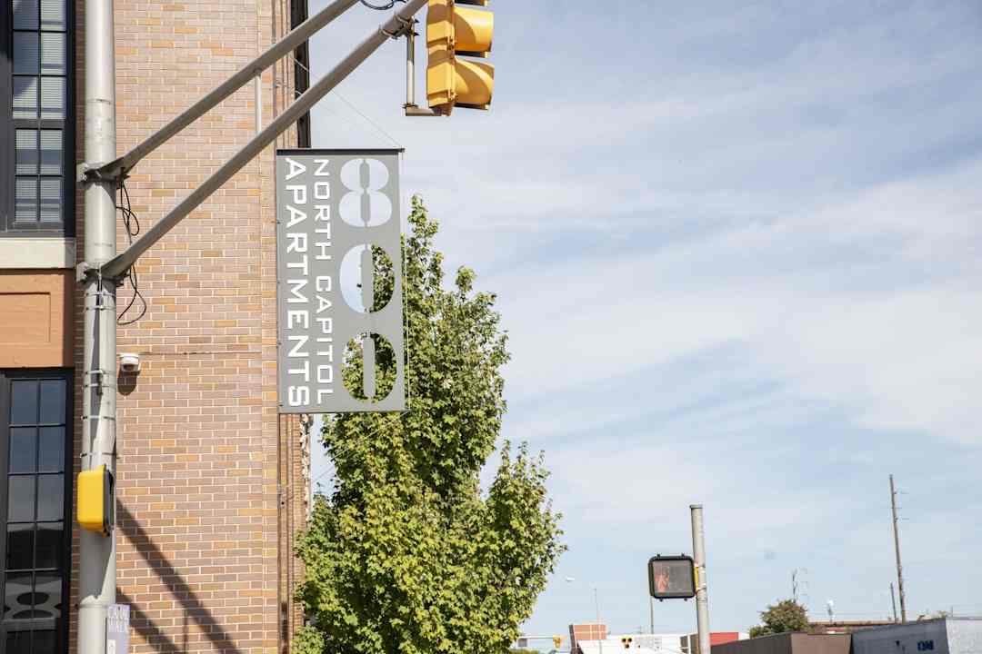 800 North Capitol Apartments 800 N Capitol Ave Indianapolis In Apartments For Rent Rent Com