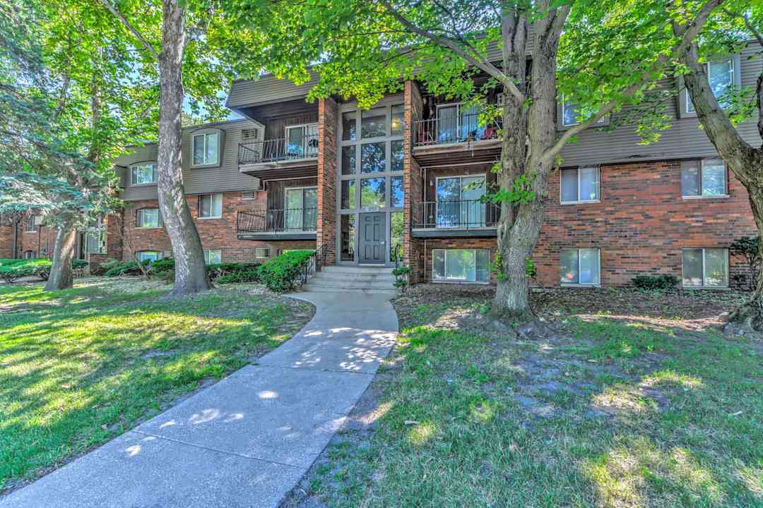 Park West Apartments Apartments Griffith, IN 46319