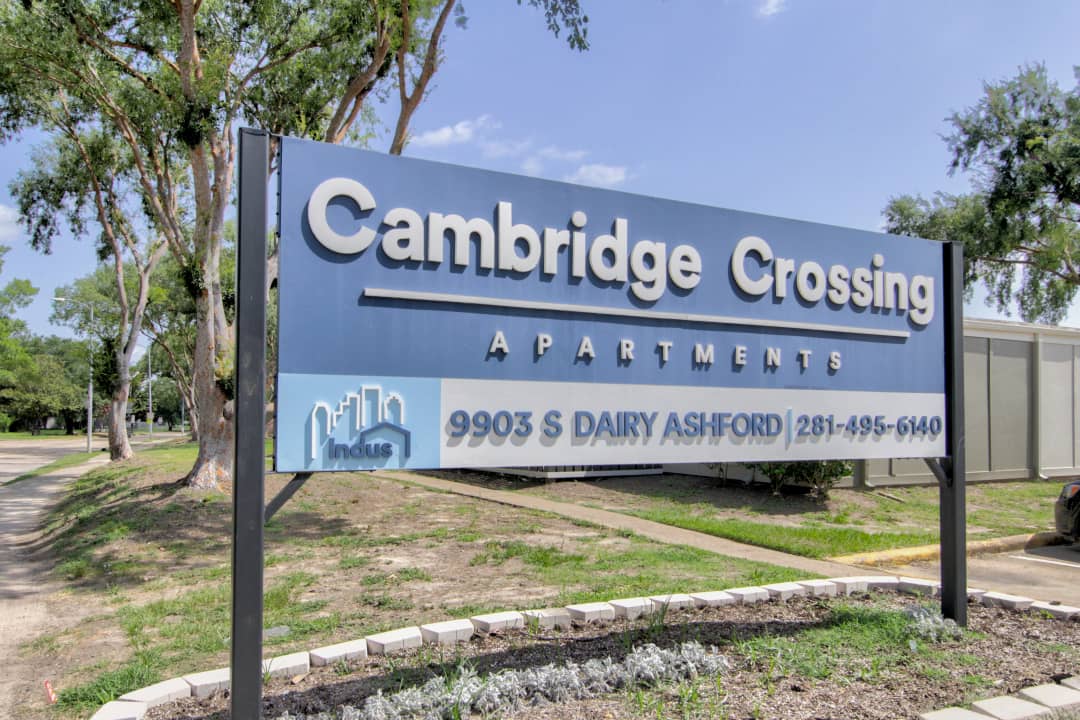 Huntington Village And Cambridge Crossing Apartments - Houston Tx 77099