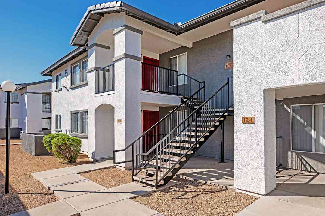 Agave Court 125 N 18th St Phoenix Az Apartments For Rent Rent Com