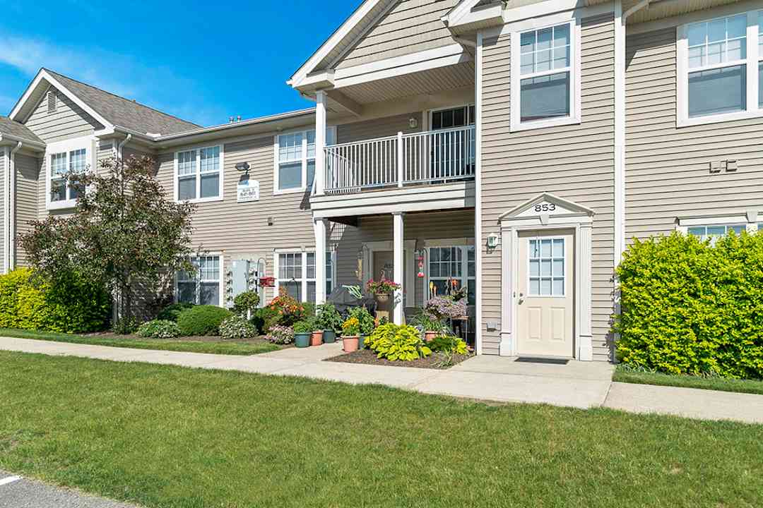 cobblestone court apartments painesville oh 44077