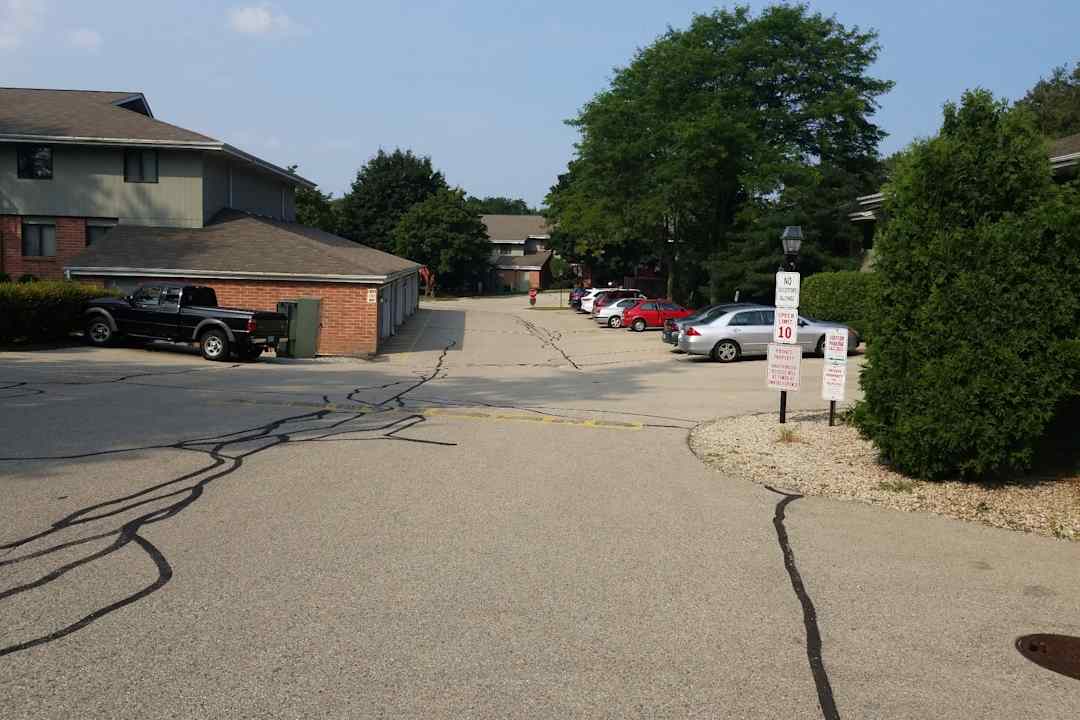 Evergreen Terrace Apartments - Menomonee Falls Wi 53051