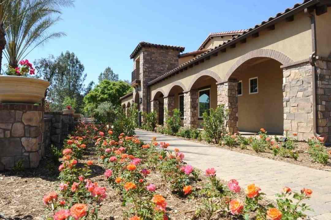 cresta bella apartments san diego ca 92129