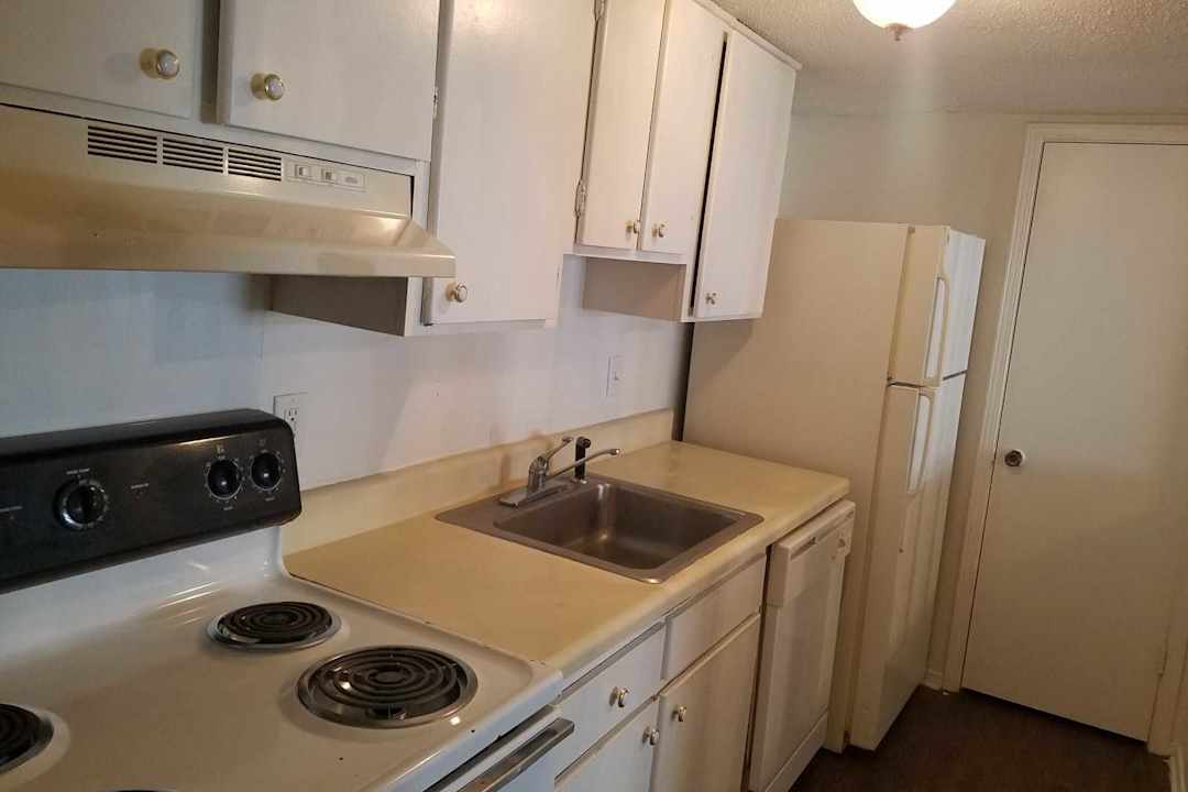 chateau bayou apartments ocean springs ms 39564