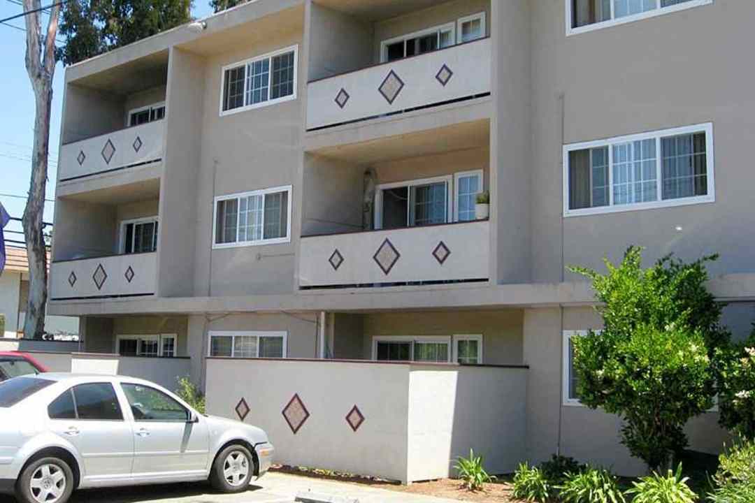 st moritz apartments los angeles