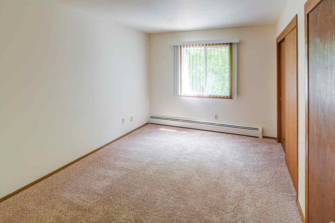 ridge manor apartments hales corners wi 53130