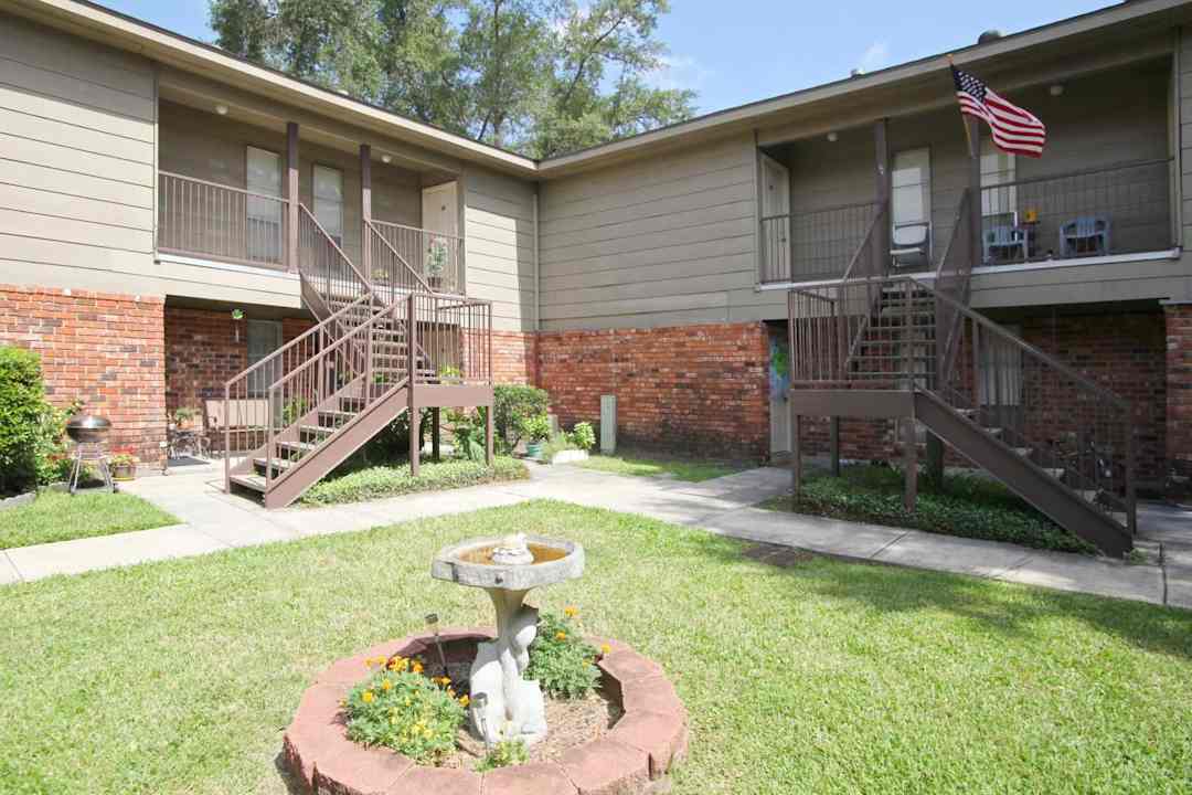 carol sue apartments gretna la 70056