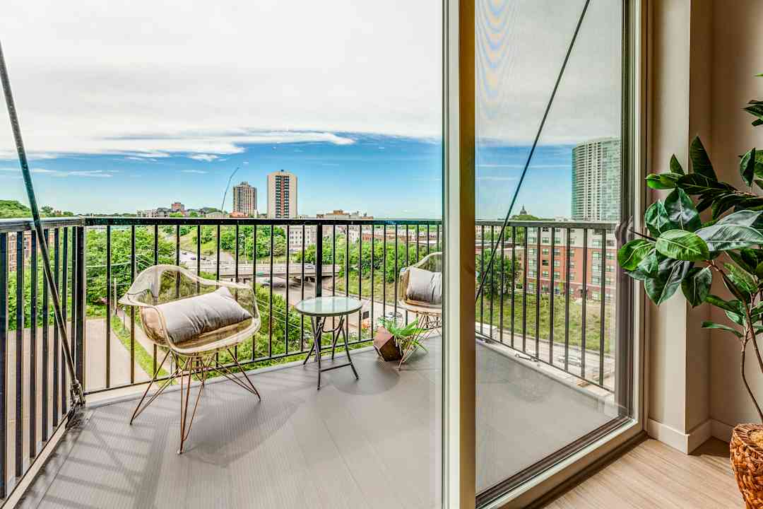 Nico Apartments 10 East 18th Street Minneapolis Mn Apartments For Rent Rent Com