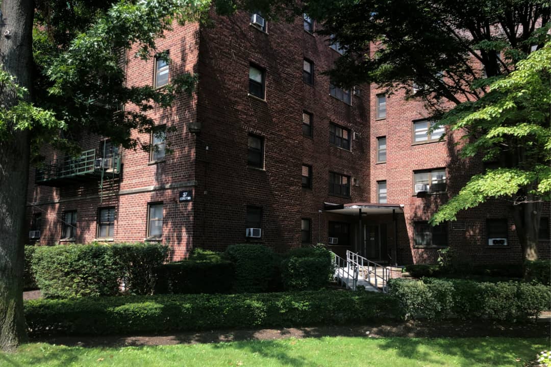 College Towers Apartments - Jersey City, NJ 07305
