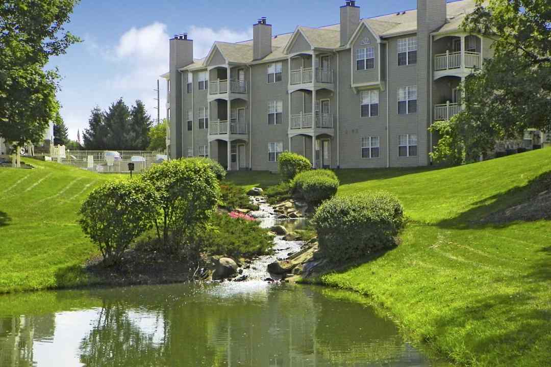 sand creek apartments fishers