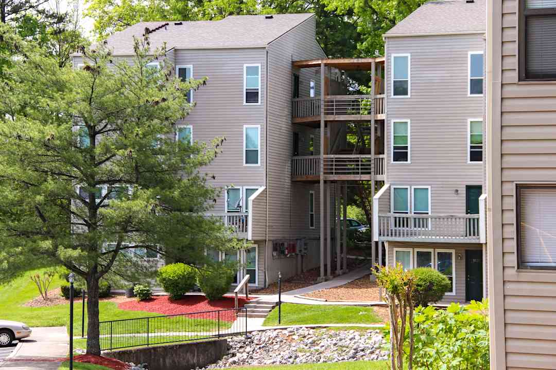 meadowood apartments 4000 pleasant ridge rd knoxville tn apartments for rent rent com