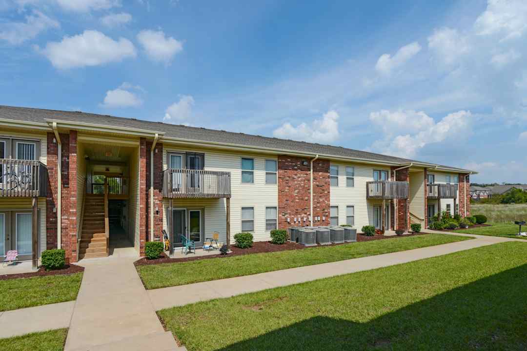 Ozark Mountain Apartments - 5512 N 12th Ave Ozark Mo Apartments For Rent Rentcom