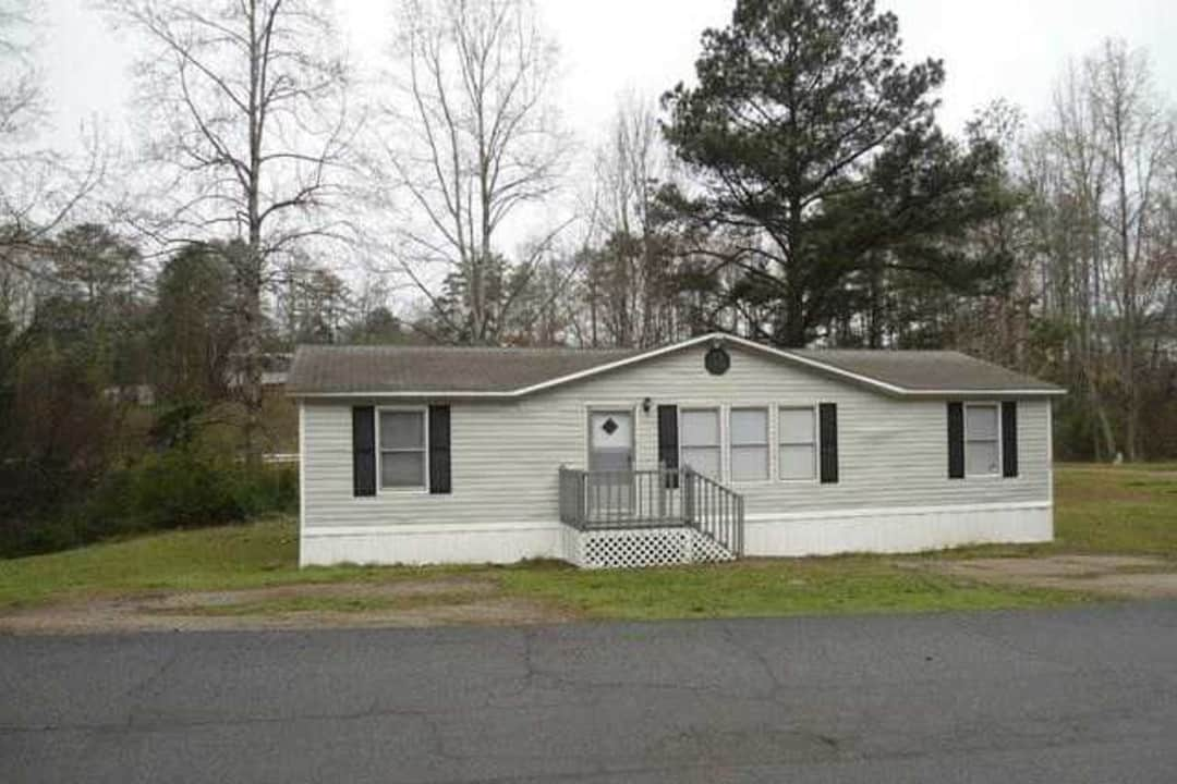 Pine Lake Community Apartments - Douglasville, GA 30135