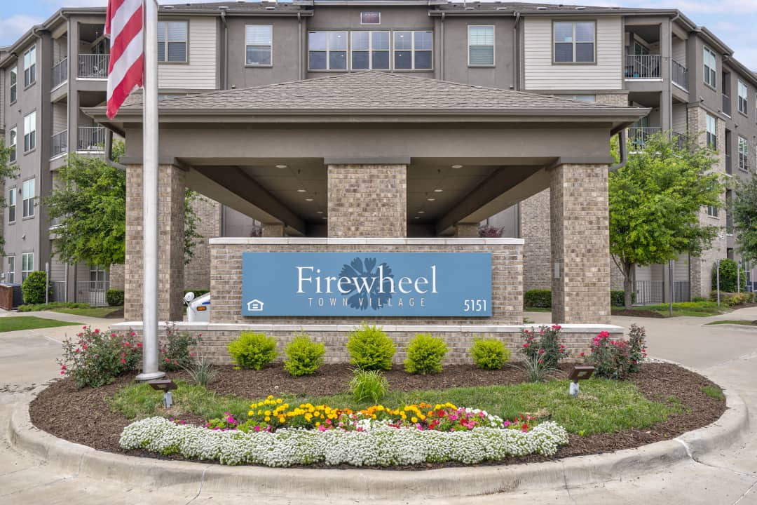 Firewheel Town Center Apartments