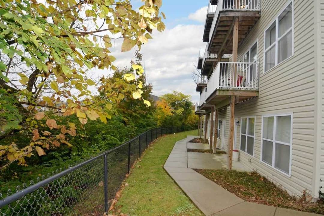 Clifton Quarters Apartments - Cincinnati, OH 45219