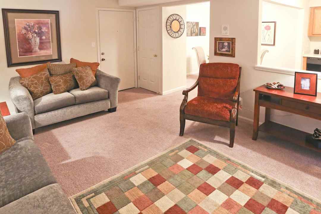 regency court apartments reviews