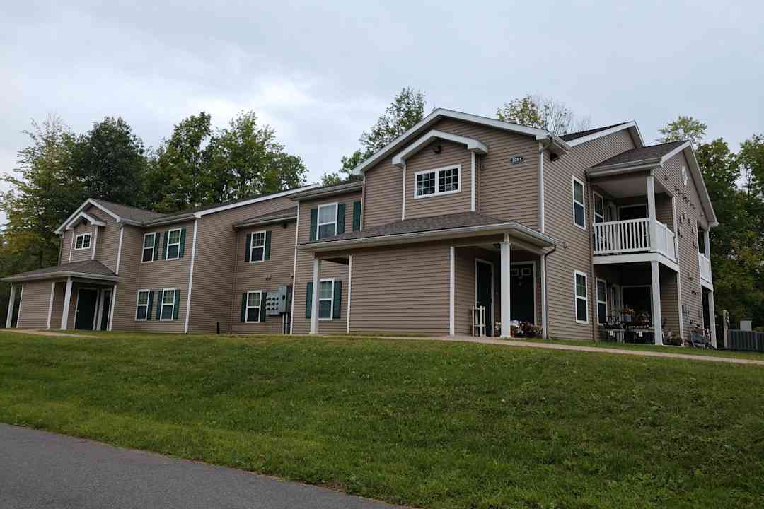 riverknoll at radisson apartments baldwinsville ny 13027