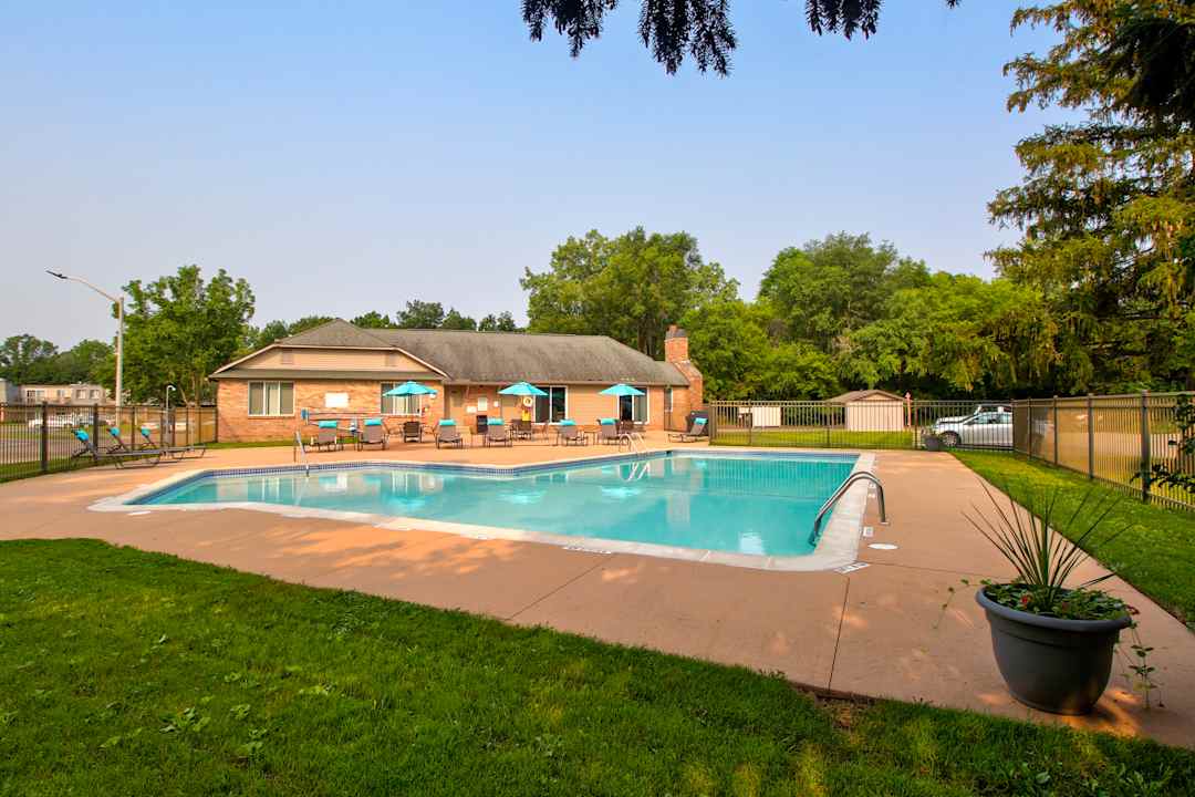 hamilton trace apartments 1846 hamilton rd okemos mi apartments for rent rent com