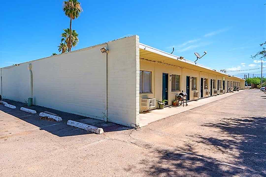 29 palms apartments tucson az 85711