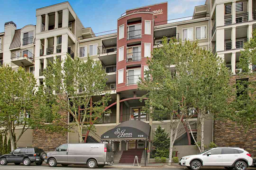 st james tower apartments seattle wa 98103