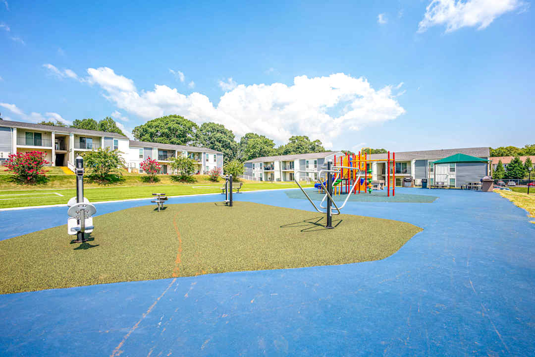 Woodwinds Apartments Greenville, SC 29617