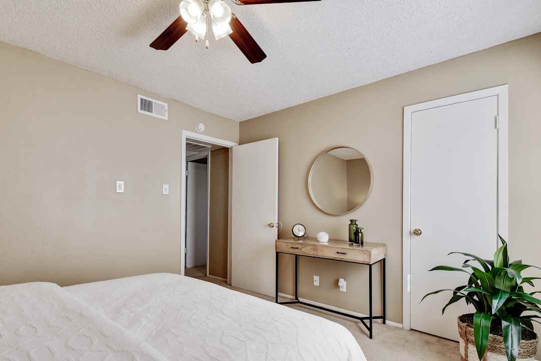 Iron Horse Valley Apartments - San Antonio Tx 78217