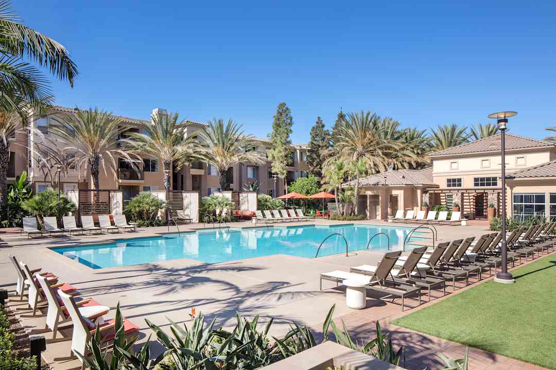 Del Rio Apartment Homes 2180 Fenton Pkwy San Diego, CA Apartments