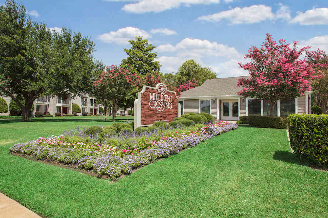 Millicent Crossing Apartments 8700 Millicent Way Shreveport La Apartments For Rent Rent Com