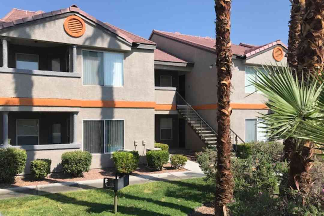 20 fifty one apartments 2051 n torrey pines dr las vegas nv apartments for rent rent com
